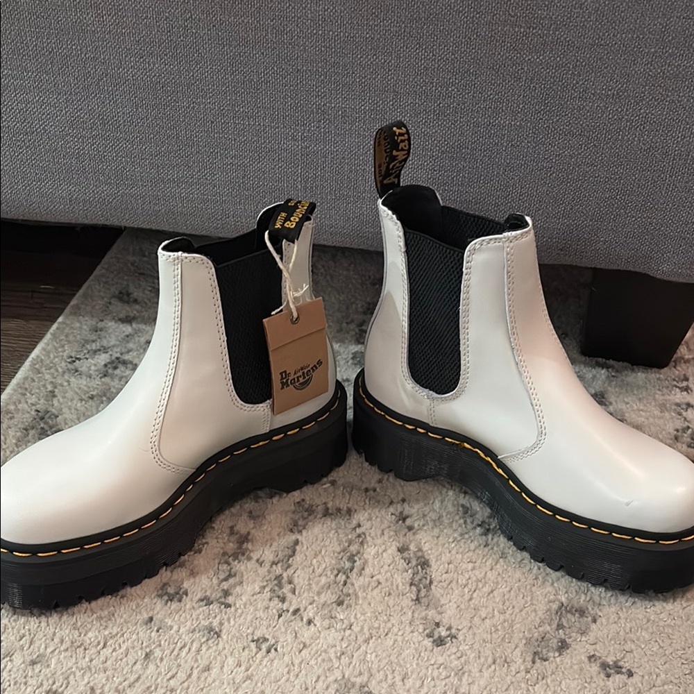 Dr. Martens White Chelsea Boots size 7 new!